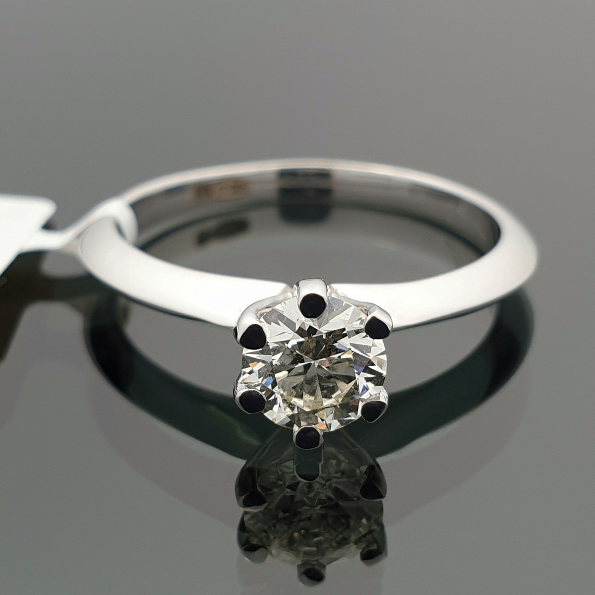  White gold diamond-set engagement ring (1463) 1