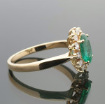Prabangus žiedas dekoruotas smaragdu ir briliantais (1550) 2