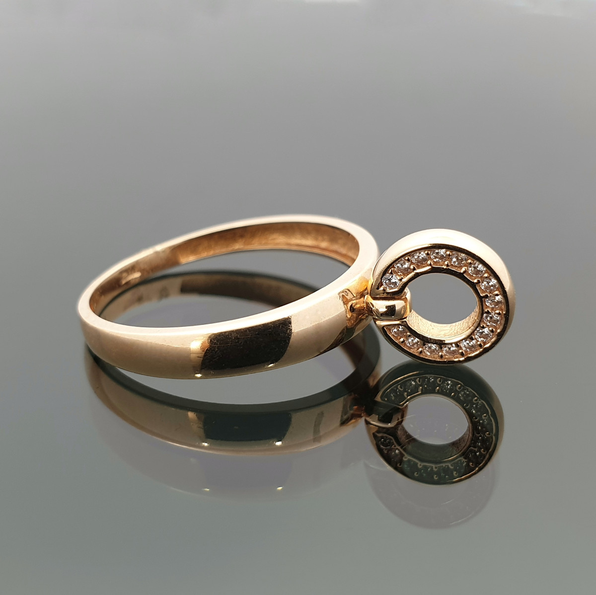 Auksinis žiedas su lanksčia detale (31) 1