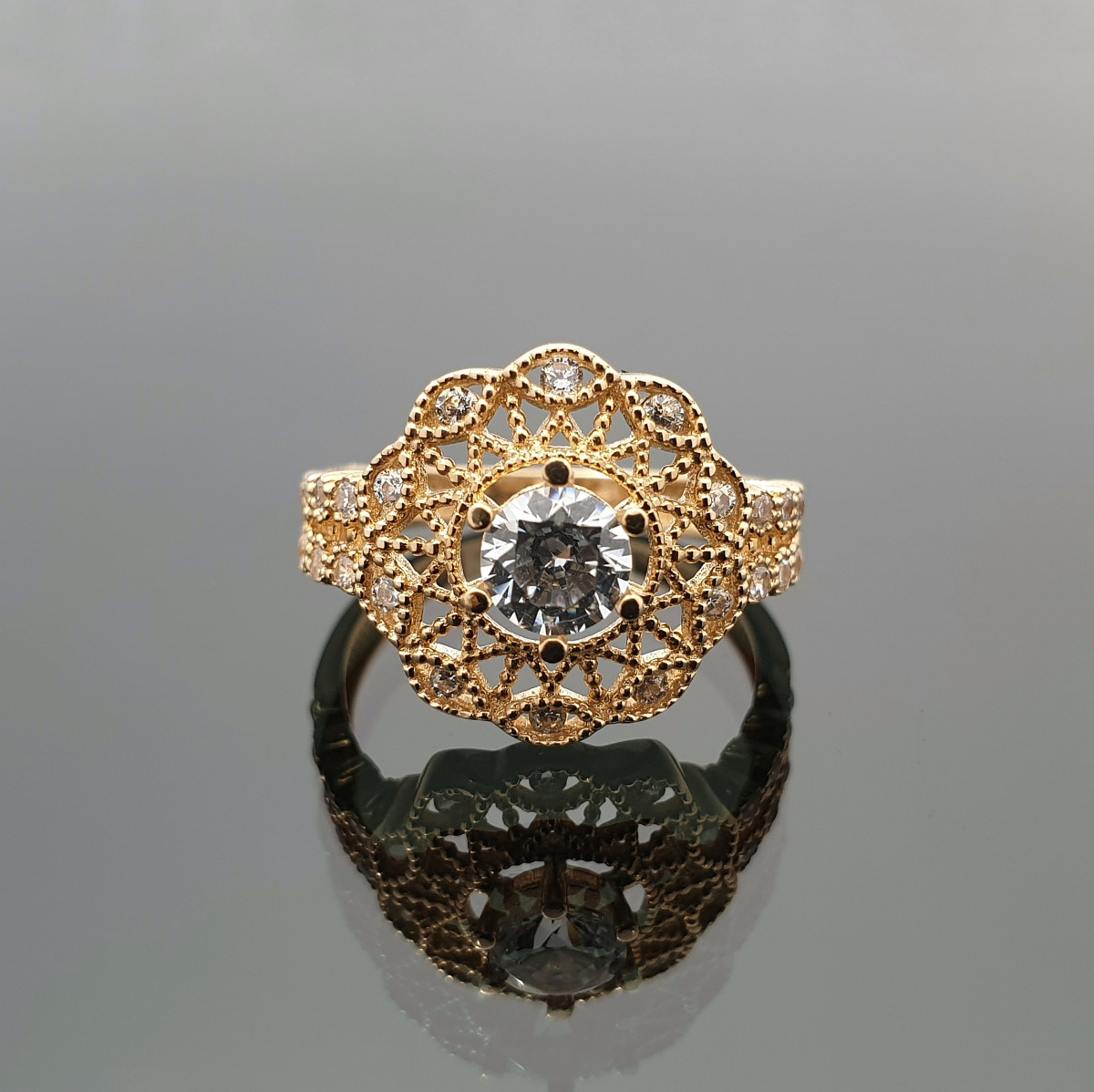 Moteriškas auksinis žiedas (36) 1
