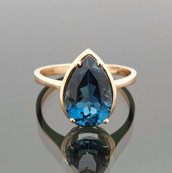 Auksinis žiedas su mėlynu cirkonio akmenuku "Lašas" (32)