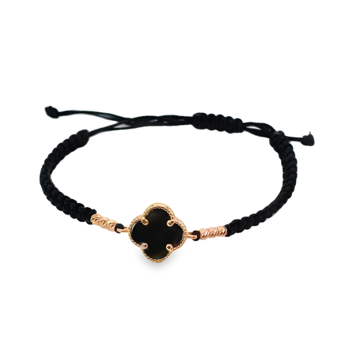 Black thread bracelet with black clover (554)
