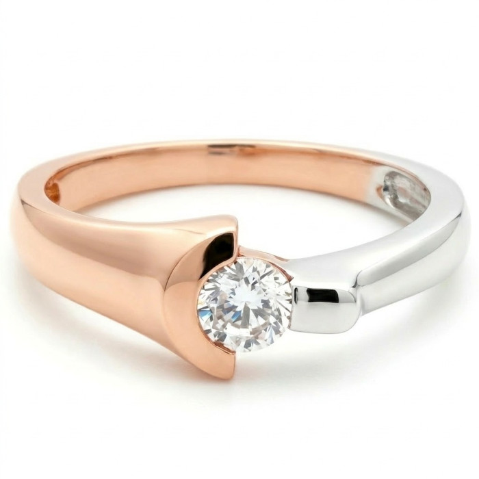 Zelta gredzens ar kristāla akcentu (900)