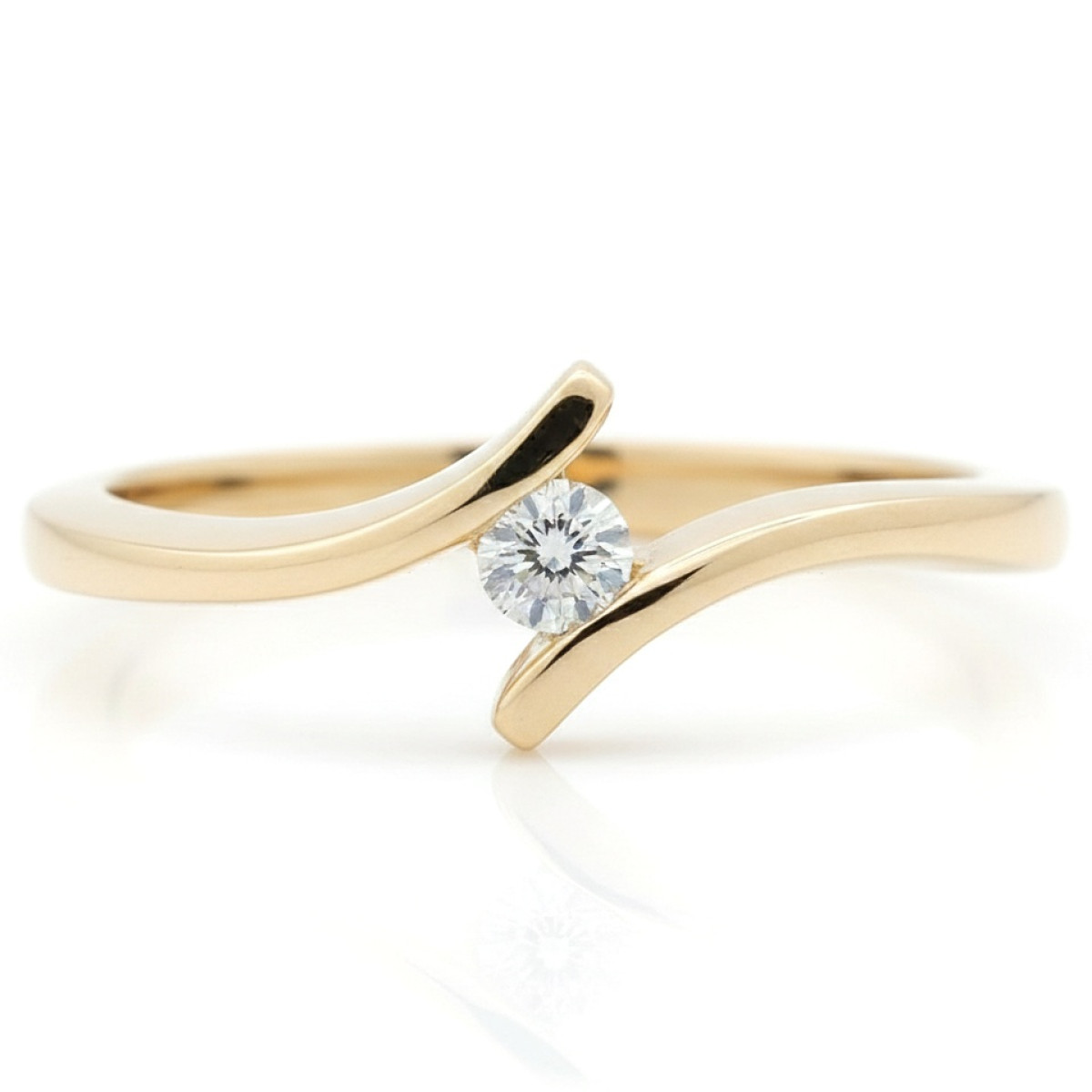  Minimalist engagement ring decorated with a diamond (z1367), Modern engagement rings, Gold type: 585, Item in the photo weight: 3.02 g, Gemstone: Brilliant, Gemstone ct.: 0.10 ct, Gemstone ct.: 0.10-0.19 ct - Jewelry online