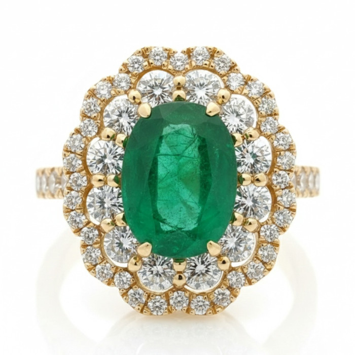 Luxury gold ring with emerald and diamonds (1500)