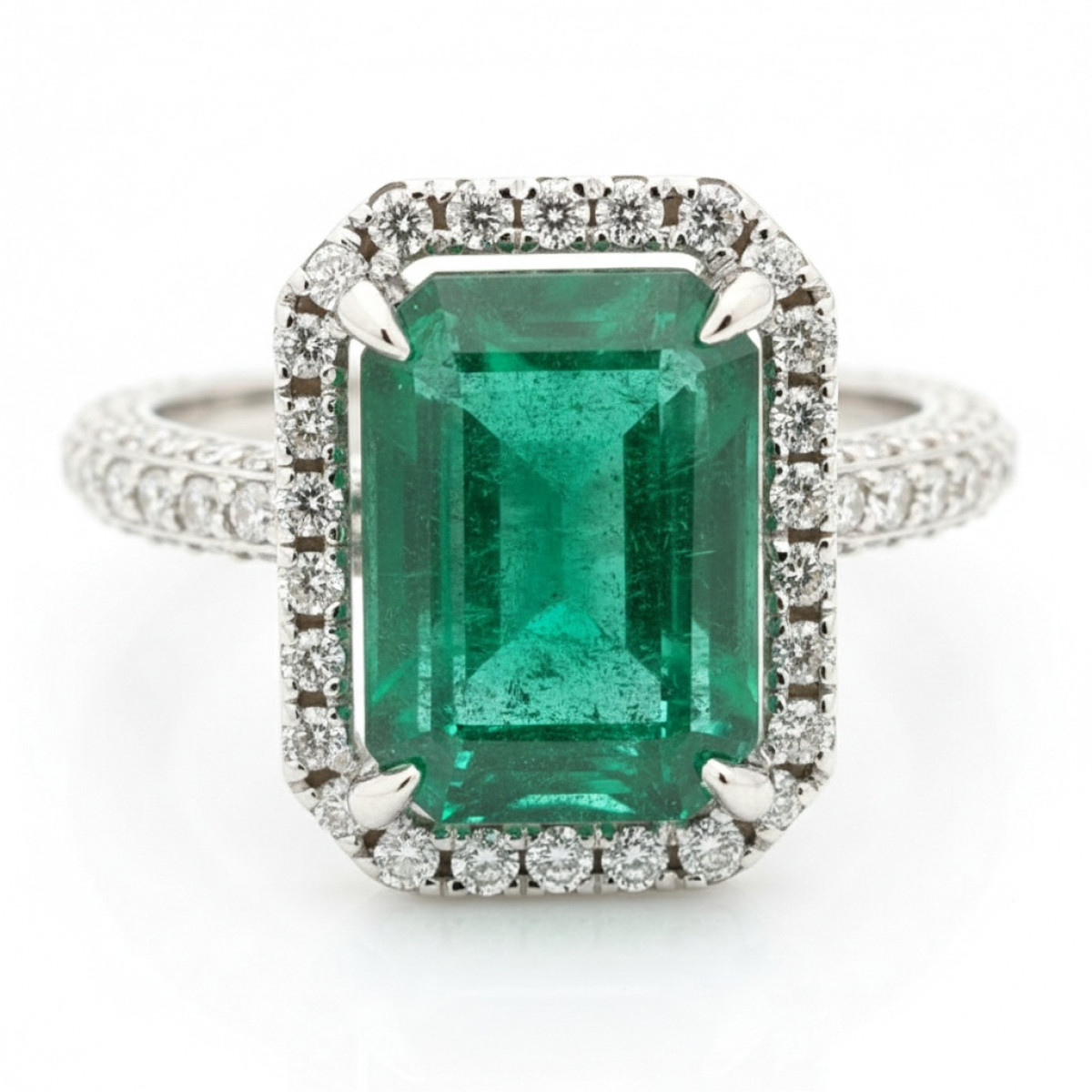  White gold ring decorated with emeralds and diamonds (1551), Women's Rings, Gold type: 585, Item in the photo weight: 4.27 g, Gemstone: Emerald, Gemstone ct.: 2.96 ct, Gemstone ct.: 3.01 - 4.00 ct,  Weight of extra gems: 0.70 ct - Jewelry online