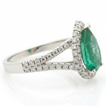  A luxurious drop-shaped ring decorated with emeralds and diamonds (1638), Women's Rings, Gold type: 585, Item in the photo weight: 3.35 g, Gemstone: Emerald, Gemstone ct.: 1.58 ct, Gemstone ct.: 2.01 - 3.00 ct,  Weight of extra gems: 0.62 ct - Custom jewelry