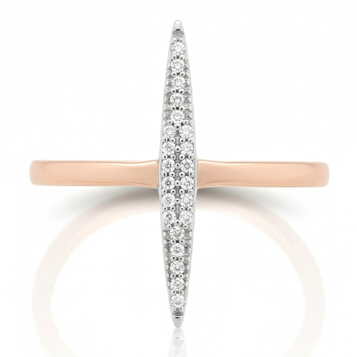  Modern gold ring decorated with diamonds (1650)