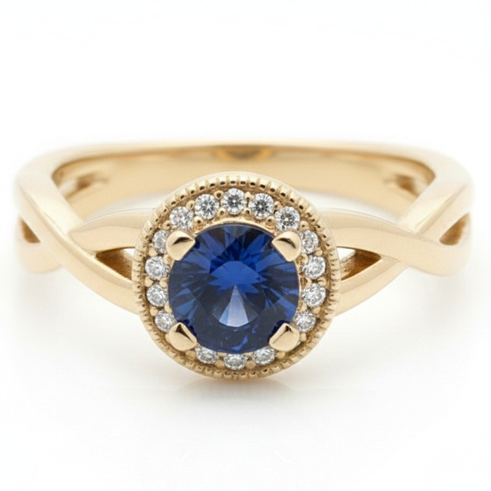  Gold ring decorated with blue sapphire and diamonds (1780)