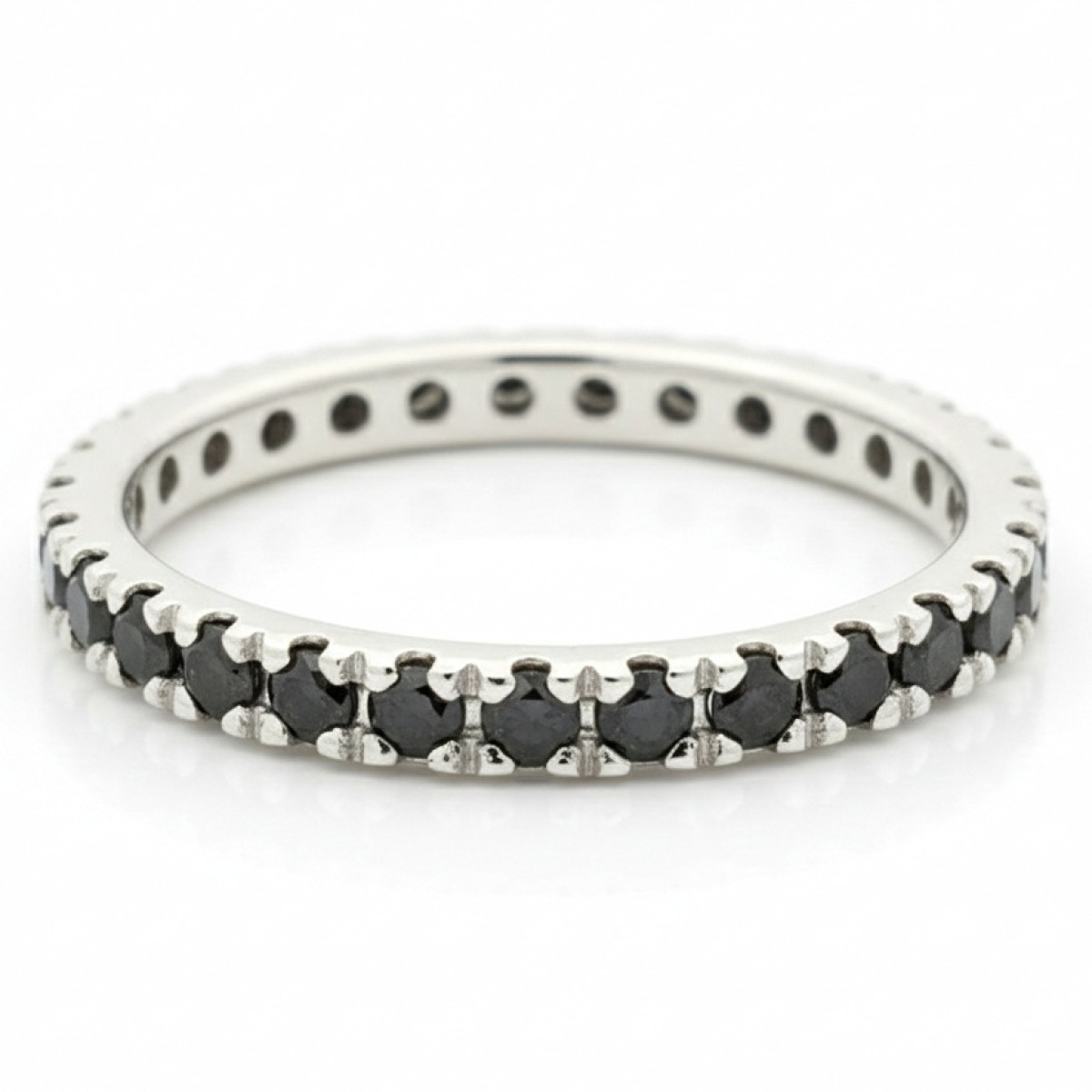 Zelta gredzens, kas dekorēts ar melnu dimantu joslu (1923), Sieviešu gredzeni, Zelta standarts: 585, Produkta foto svars: 1.67 g, Dārgakmeņi: Dimants, Dārgakmens svars ct.: 0.70-1.50 ct, Dārgakmens svars: 0.76 ct - Rotājumlietas internetā