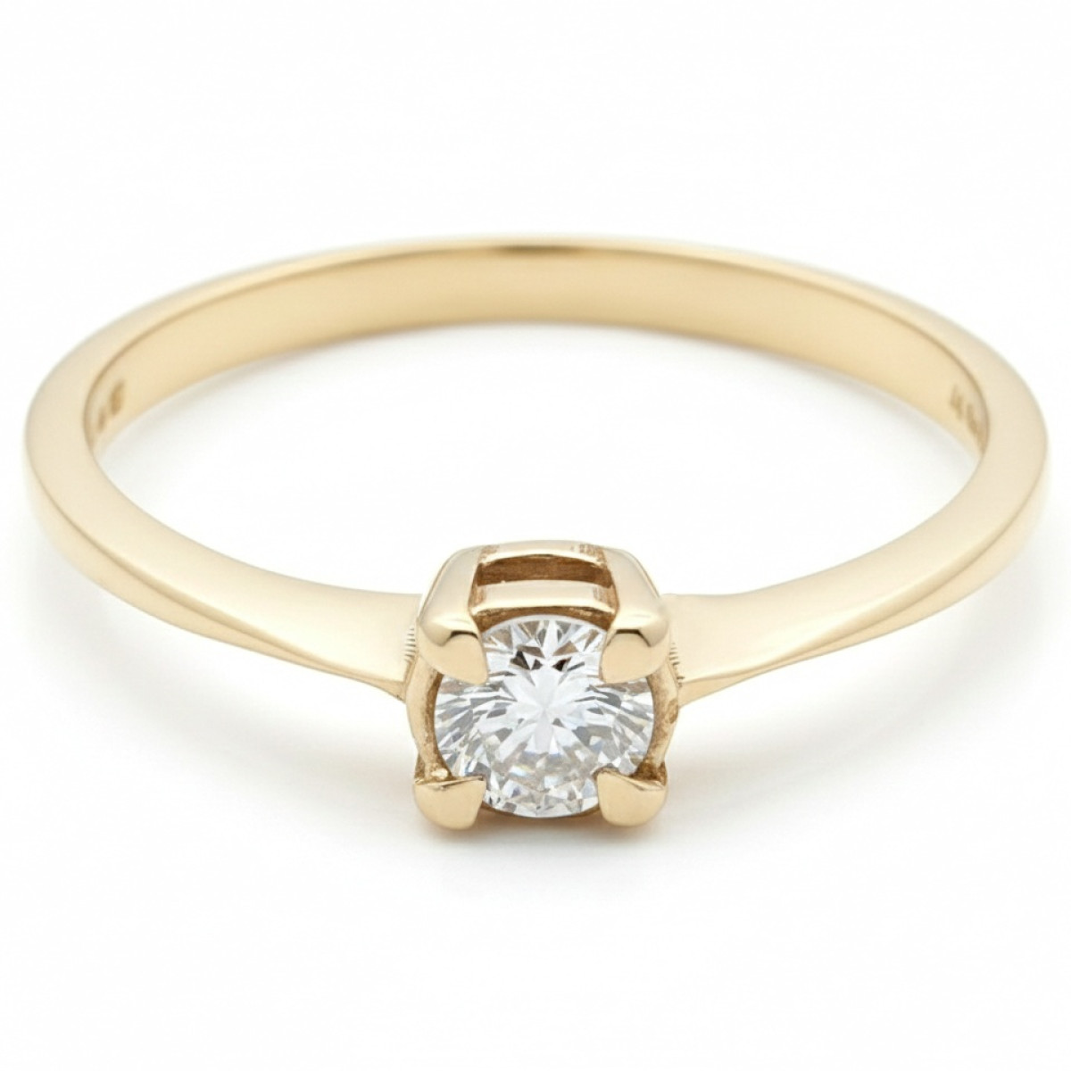 Saderināšanās gredzens ar briljantu (2064), Klasiskie saderināšanās gredzeni, Zelta standarts: 585, Produkta foto svars: 1.41 g, Dārgakmeņi: Izcili, Dārgakmens svars ct.: 0.10-0.19 ct, Dārgakmens svars: 0.13ct  - Rotājumlietas internetā