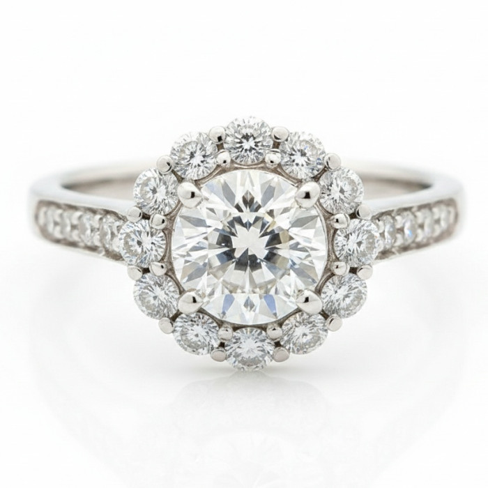 Luxury Halo Diamond Engagement Ring (2299)