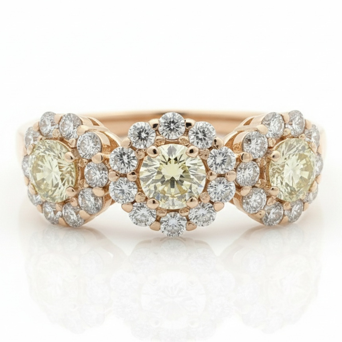 Gold Halo Ring with Diamonds (2606), Halo, Gold type: 585, Item in the photo weight: 3.50 g, Gemstone: Brilliant, Gemstone ct.: 0.70-1.50 ct, Gemstone ct.: 0.68 ct,  Weight of extra gems: 0.80 ct - Jewelry online