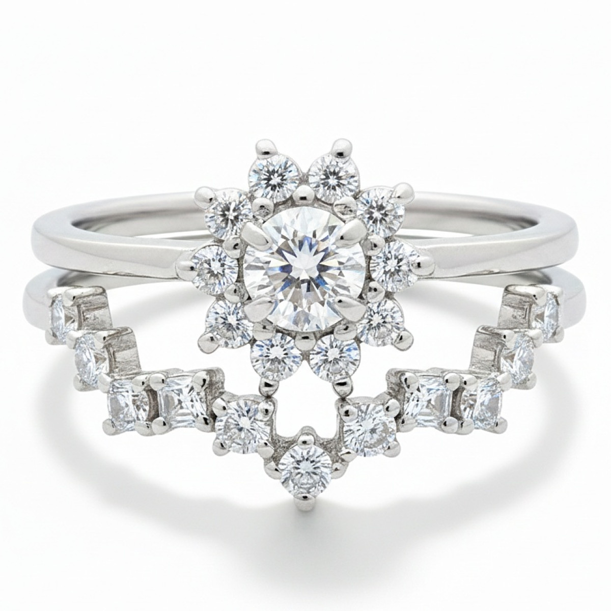 Two-piece ring with diamonds "Crowned flower" (2712/2713), Modern engagement rings, Gold type: 585, Item in the photo weight: 2.29 g / 1.14 g, Gemstone: Brilliant, Gemstone ct.: 0.30 ct (IGI 630421947)
0.18 ct, Gemstone ct.: 0.70-1.50 ct,  Weight of extra gems: 0.17 ct - Jewelry online