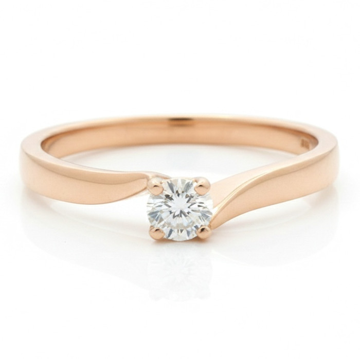 Classic engagement ring with diamond (2719)