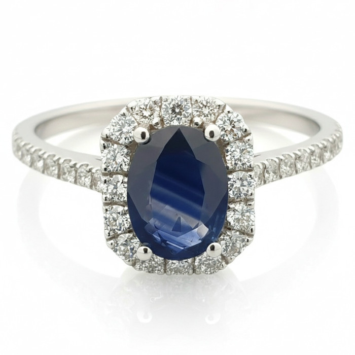 Luxurious Halo Ring with Blue Sapphire and Diamonds (3085)
