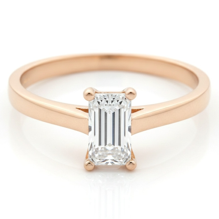 Zelta saderināšanās gredzens ar kristāla akcentu (905)