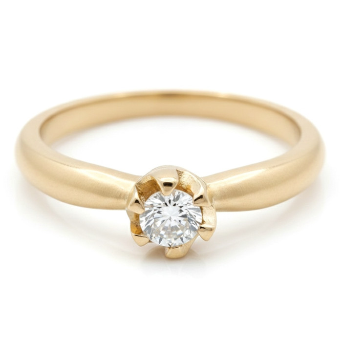 Rose gold ring with eye (1621)