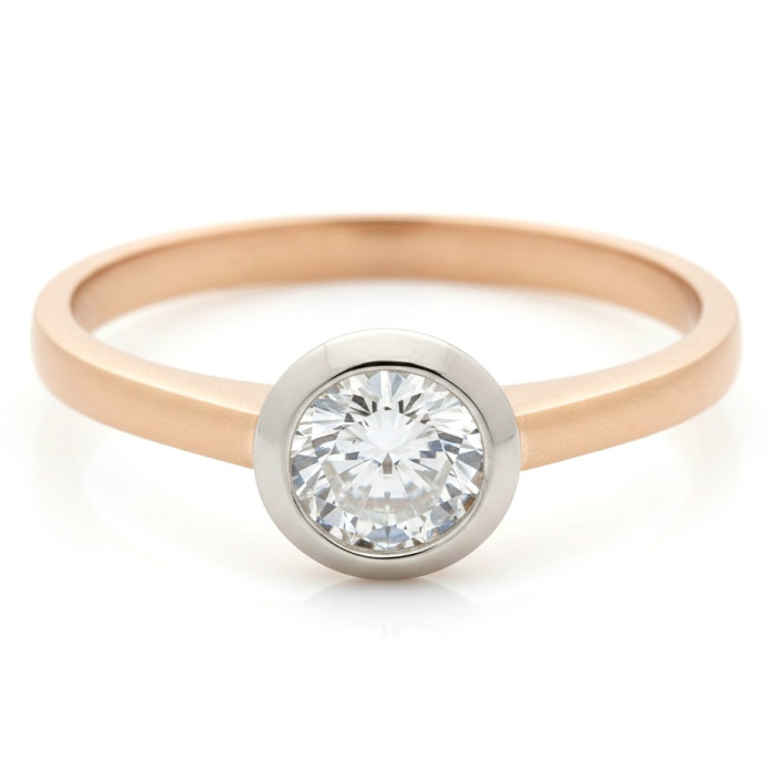 Gold ring with eye (1714)