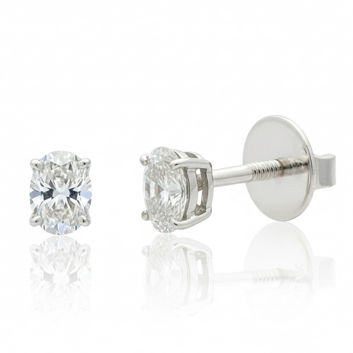 White gold earrings with diamonds (588)