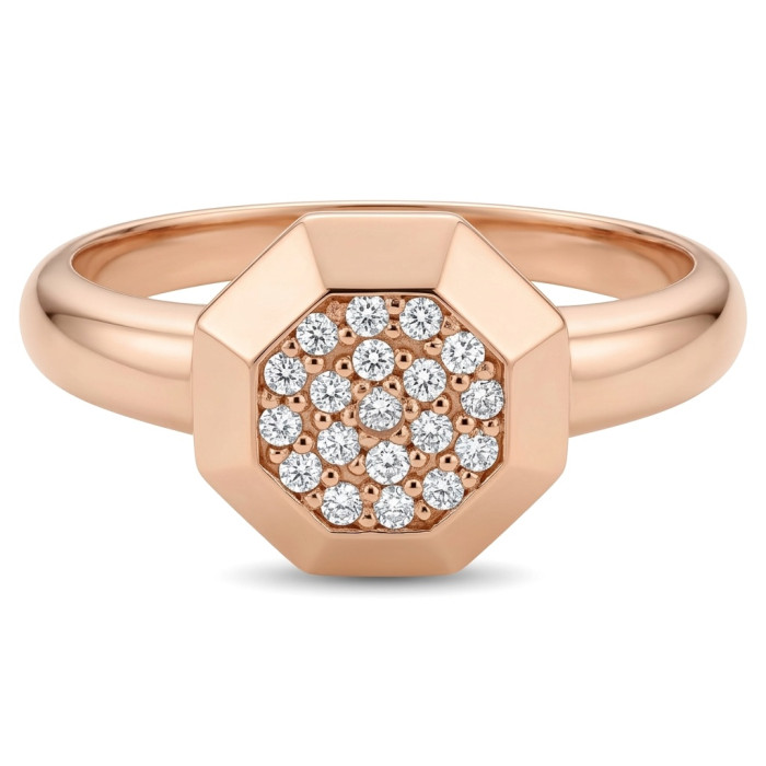 Auksinis žiedas su akutėmis (1945)